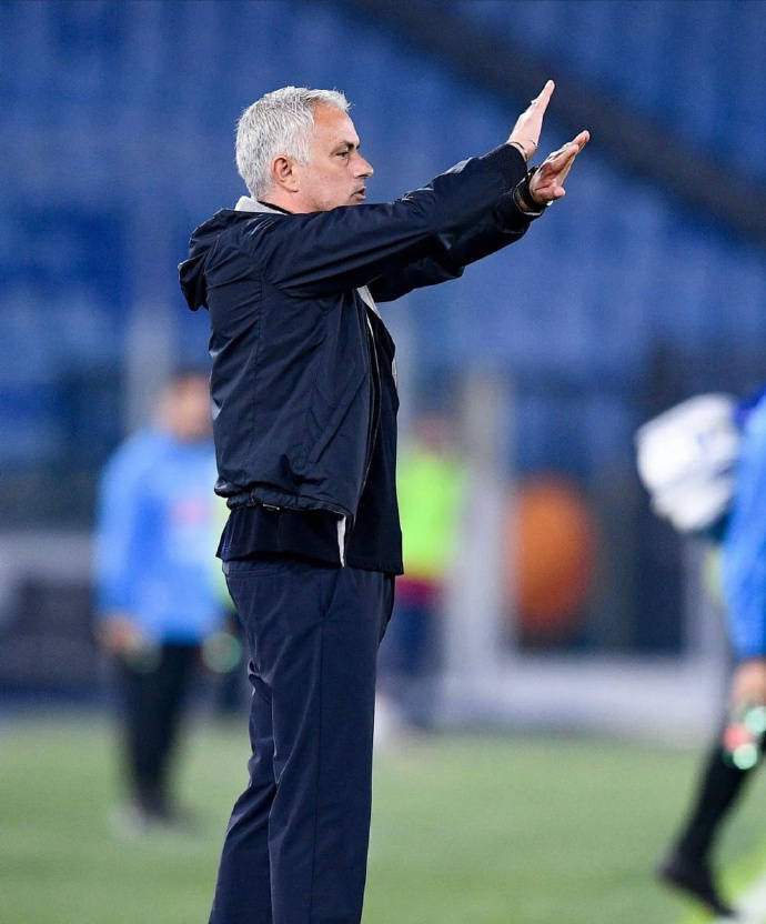 开云体育 注册-广东宏远训练开放日，关键时刻绝杀压哨引欢呼，西甲在即，阵容厚度经受考验的简单介绍